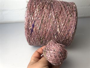 Smarties - uld, alpaca og silke i smuk rosa med farve nister, 100 gram